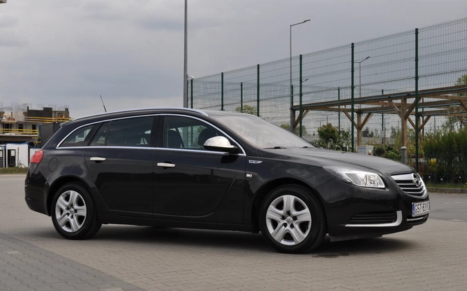 Opel Insignia cena 24900 przebieg: 232400, rok produkcji 2010 z Ruciane-Nida małe 379